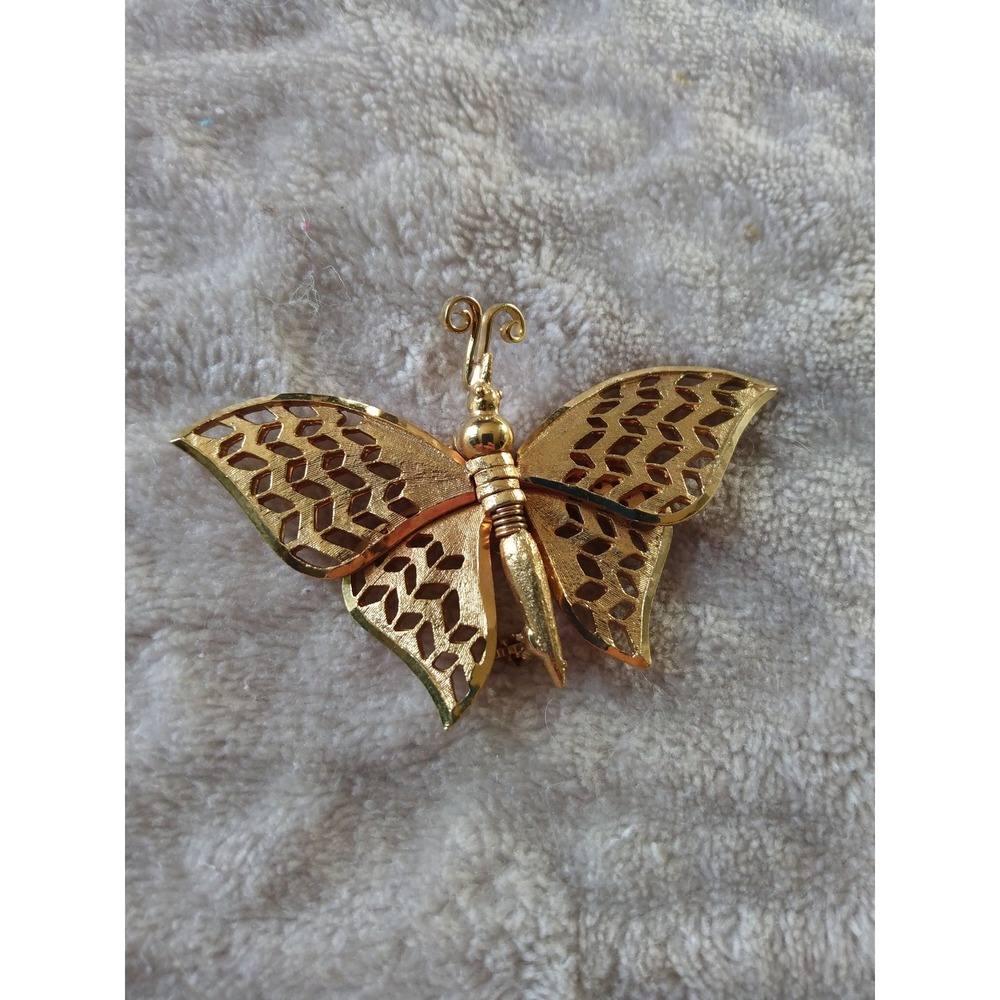 Vintage‎ Gold Tone Butterfly Brooch
